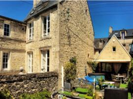 Le Clos de la Chapelle Bayeux, viešbutis mieste Bajė