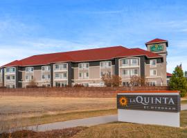 La Quinta Inn & Suites by Wyndham Loveland Estes Park，拉夫蘭的飯店