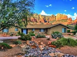 VIEWS! Uptown Sedona Utopia +Hot Tub