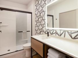 Atwell Suites - DENVER AIRPORT TOWER ROAD by IHG, отель в Денвере