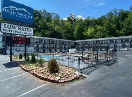 Bear Mount Inn & Suites