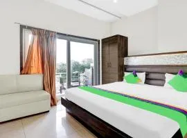 Itsy Hotels Anjali Mahal 500, Mtrs From Mathura Railway Station