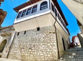 Villa Athina in Berat Castle - Since 1741, hotel v mestu Berat