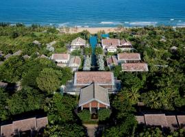 Narada Resort & Spa Perfume Bay Sanya - All Villas, хотелски комплекс в Lingshui