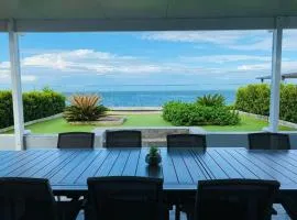 Beachfront apartment The Entrance Central Coast