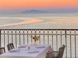 Hôtel Des Gouverneurs, hotel a Bastia