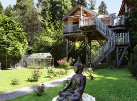 Les Lodges de Babylone, hotel in Larringes