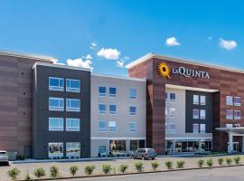 LaQuinta Suites by Wyndham South Bend Notre Dame Area, hotel z bazenom v mestu South Bend