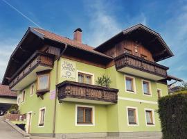 Haus Seerose, hotel de playa en Seeboden