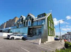 OYO Newquay Beach Hotel