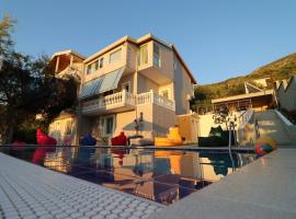 Vila ELARAD, hotel di Vlore