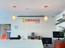 1Orange Hotel Sri Petaling, хотел в Куала Лумпур