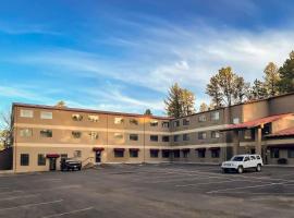 Comfort Inn & Suites Midtown, hotell i Ruidoso