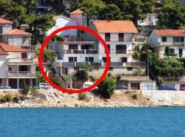 Apartments by the sea Tisno, Murter - 6106