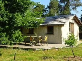 maisonnette écologique isolée en botte de paille