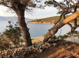 Hvar island -Enjoy Your privacy by the sea, hotelli kohteessa Stari Grad