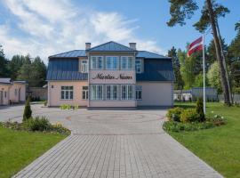 Martas Nams, bed & breakfast kohteessa Ventspils