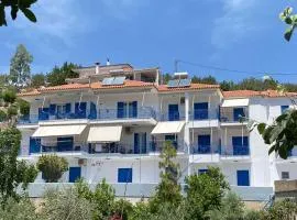 Matina Apartments Tyros