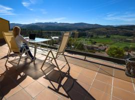 La Portilla de Gredos. Casa rural، فندق سبا في هووس ديل إسبينو