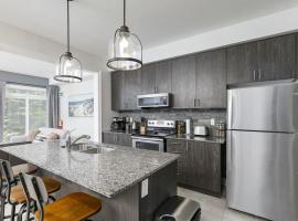 Exceptional 3 BDRM Townhome - 4 Seasons Rental, khách sạn ở Collingwood