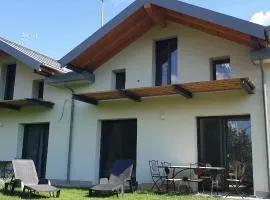 I LAGHEE casette BREVA e TIVANO -garden-parking-Lake view - Bike friendly holiday house