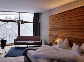 "Quality Hosts Arlberg" Hotel Lux Alpinae, hotel v mestu Sankt Anton am Arlberg