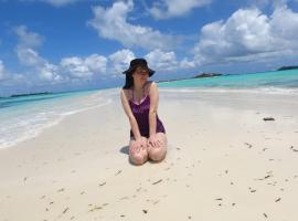 La Isla Tropica, hotel din Guraidhoo