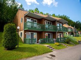 Chalets Condos sur le Fjord, hotel em LʼAnse-Saint-Jean