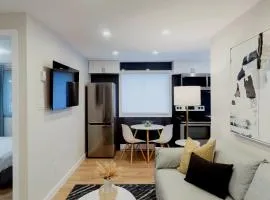 Modern, Luxurious Apartment near Downtown Ottawa