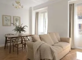 DELUXE APARTMENT NEAR GRAN VIA