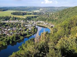 Gîte: À la courbe du fleuve, hotel i Godinne