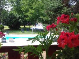 Mes P'tis Loups avec Piscine, Spa, Sauna, Piano !, wellnesshotel Cussy-les-Forges-ban