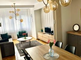 Apartman Filip Lux City Center, hotell i Novi Pazar