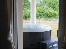 Gîte Lou, Gîte famille et bien être avec jacuzzi, hotel sa Fontenay-le-Comte