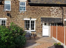 Railway Cottage, hotel in Conwy