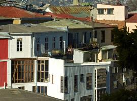 Hotel Latitud 33º Sur, hotel in Valparaíso