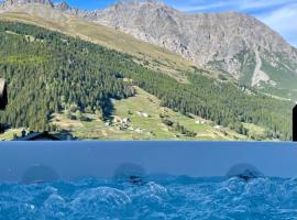 Hotel San Carlo, tra Bormio e Livigno, hôtel à Valdidentro