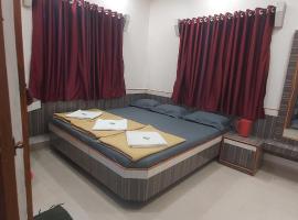 Sai Raghunandan Guest House, hotel di Shirdi