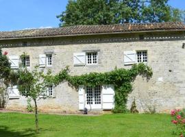 La Roche Cantin, hotel em Cherveux