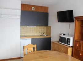 Studio 3 Personnes avec Balcon à Val Cenis Le Haut, Proche Pistes et Commerces - FR-1-508-182