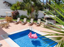 KARAT Villa Atlantida, hotel din Playa de las Americas