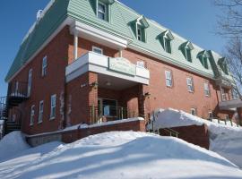 Niseko Freedom Inn, къща тип котидж в Кучан