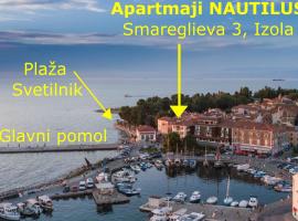 Apartments Nautilus, nearby beach Svetilnik, khách sạn ở Izola