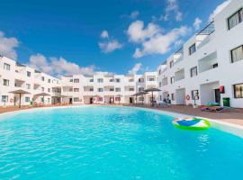 Apartamentos Lanzarote Paradise Colinas, хотел в Коста Тегисе