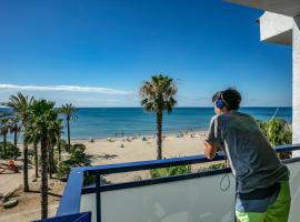 Pins Platja Apartments, hotell i Cambrils