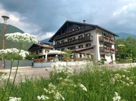 Hotel Ferrari, hotel en Pinzolo