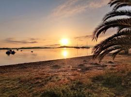 Camping La Baie des Voiles, viešbutis mieste Porto Vekjas