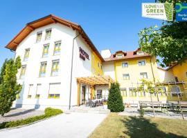 Hotel Bau Maribor โรงแรมในมาริบอร์