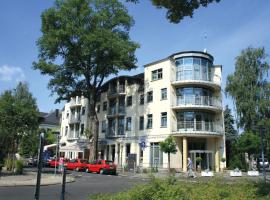 Hotel Am Blauen Wunder, hotelli kohteessa Dresden