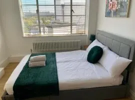 Beautiful Quality Apartment in Camden Town